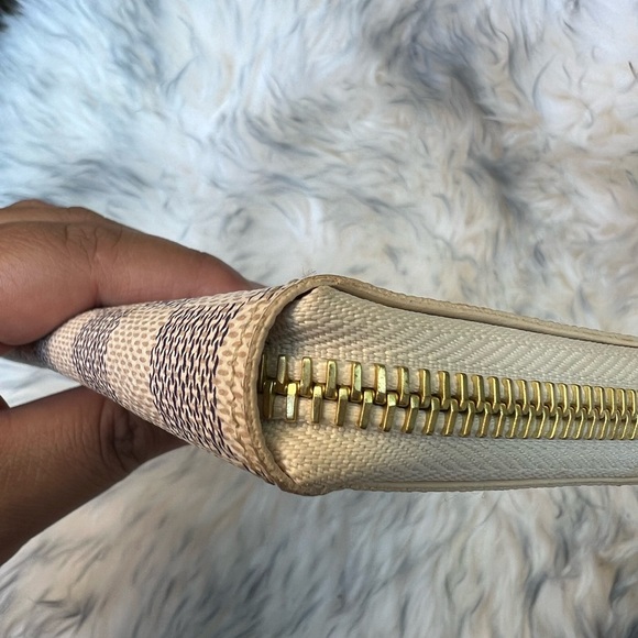 Louis Vuitton clemence wallet - Picture 12 of 13